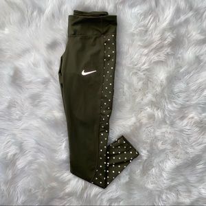 EUC Nike Leggings